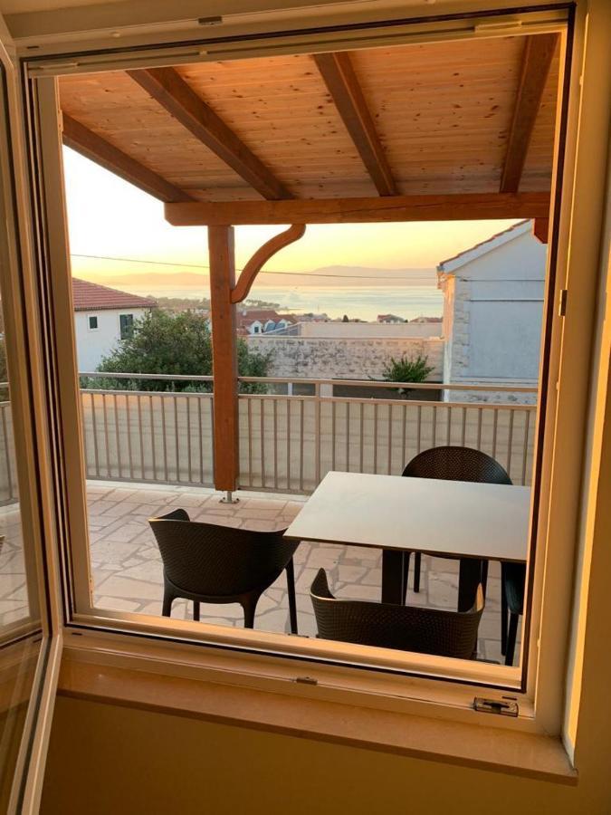 Tara'S Apartman Supetar Zewnętrze zdjęcie
