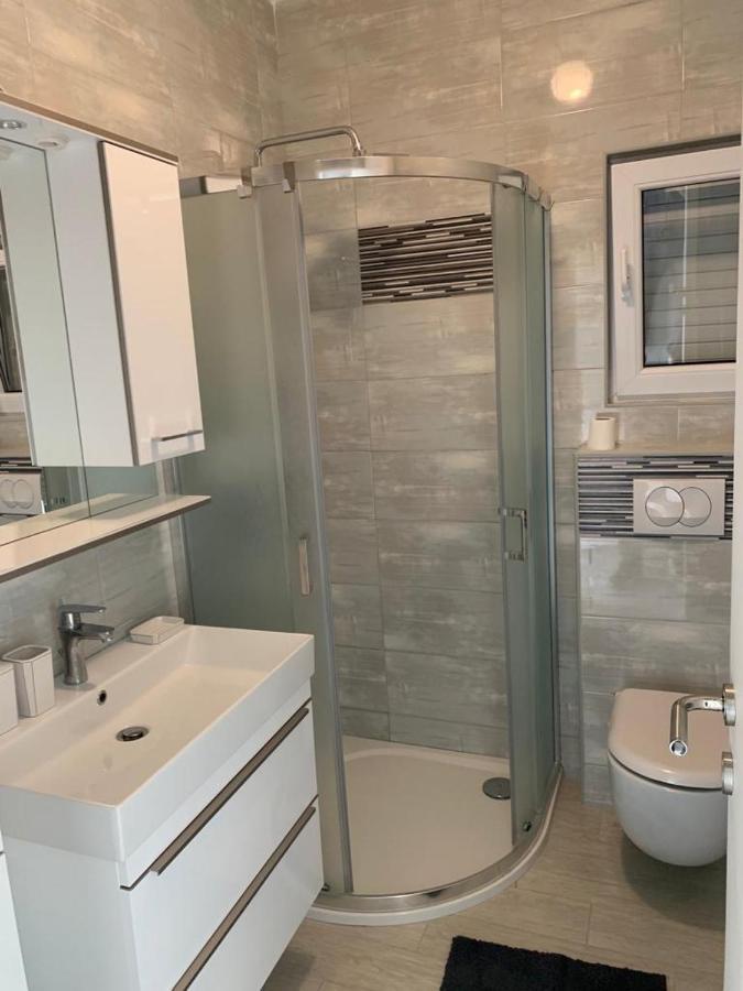 Tara'S Apartman Supetar Zewnętrze zdjęcie
