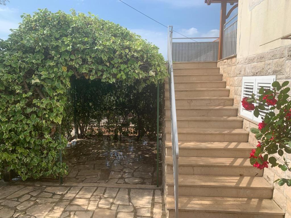 Tara'S Apartman Supetar Zewnętrze zdjęcie