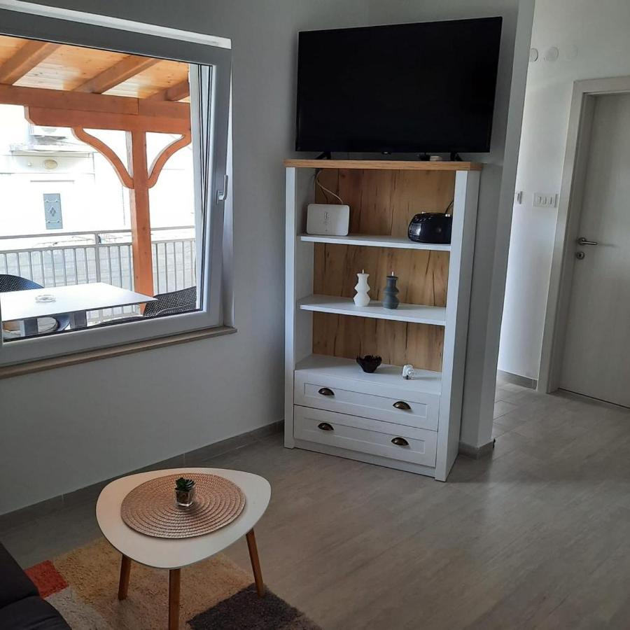 Tara'S Apartman Supetar Zewnętrze zdjęcie